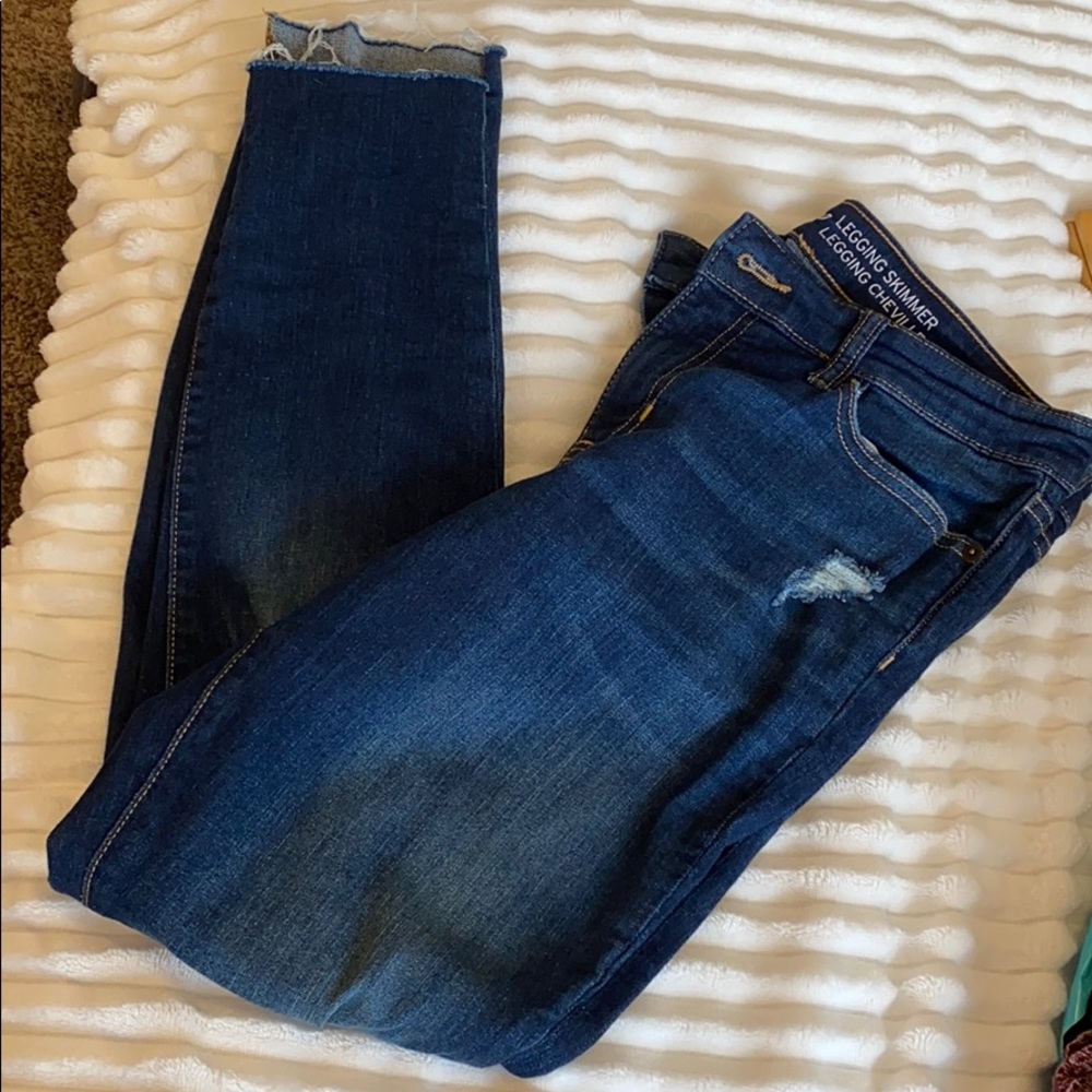 Gap distressed jeans size 4